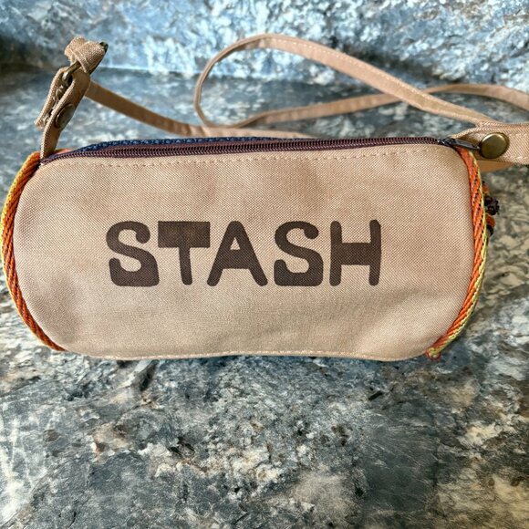 Vintage Stash Purse w/ Wristlet Band - Picture 1 of 6